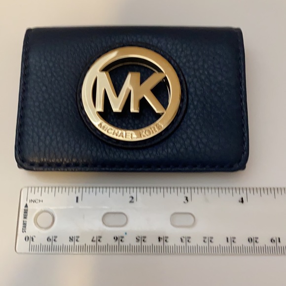 Michael Kors wallet - Picture 4 of 5